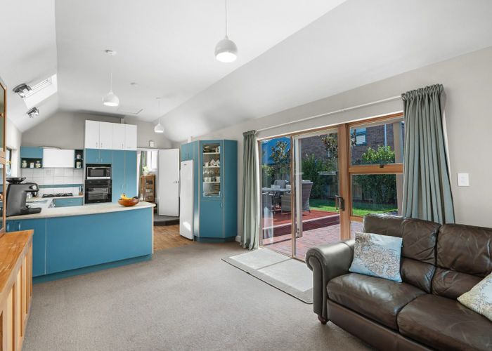  at 84 Idris Road, Fendalton, Christchurch