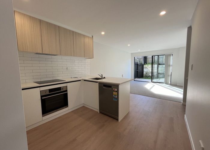 at 52 Tukari Lane, Mangere Bridge, Manukau City, Auckland