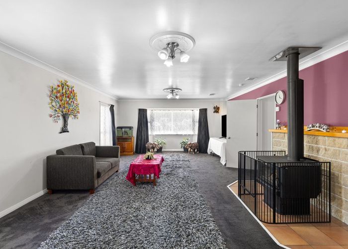  at 127 James Line, Kelvin Grove, Palmerston North, Manawatu / Whanganui