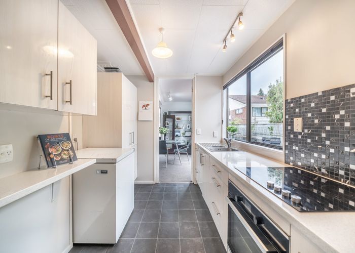  at 1 Garth Lane, Maoribank, Upper Hutt, Wellington