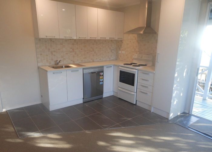 at 1/85 White Swan Road, Mount Roskill, Auckland City, Auckland
