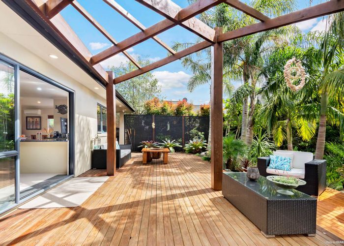  at 120 Te Wharau Drive, Greenhithe, Auckland