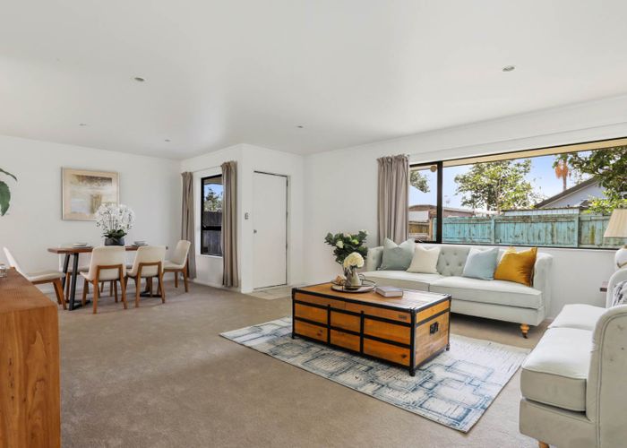  at 33 Gadsby Road, Favona, Auckland