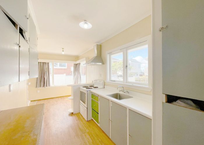  at 35A Exmouth Rd, Northcote, North Shore City, Auckland
