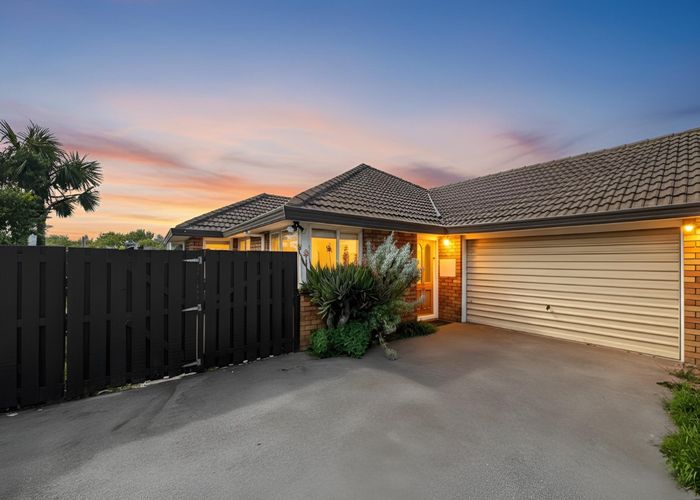  at 2/114 Warden Street, Richmond, Christchurch City, Canterbury