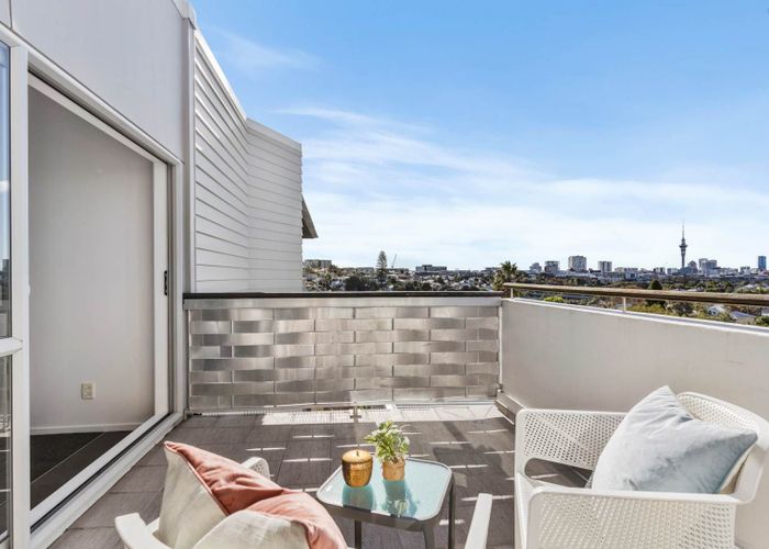  at 4E/44 Aitken Terrace, Kingsland, Auckland