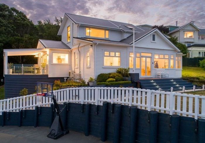  at 15 Wade Street, Wadestown, Wellington