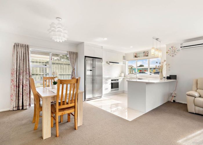  at 2A Longford Street, Mount Wellington, Auckland City, Auckland