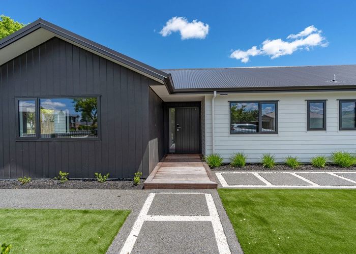  at 1 Heather Place, Melville, Hamilton, Waikato