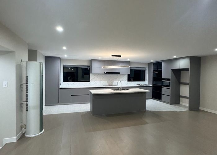  at 81B Wheturangi Road, Greenlane, Auckland City, Auckland