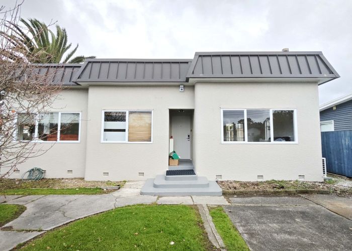  at 85 Nile Road, Milford, North Shore City, Auckland