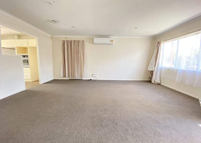  at 15 Dunbarton Dr, Ranui, Waitakere City, Auckland