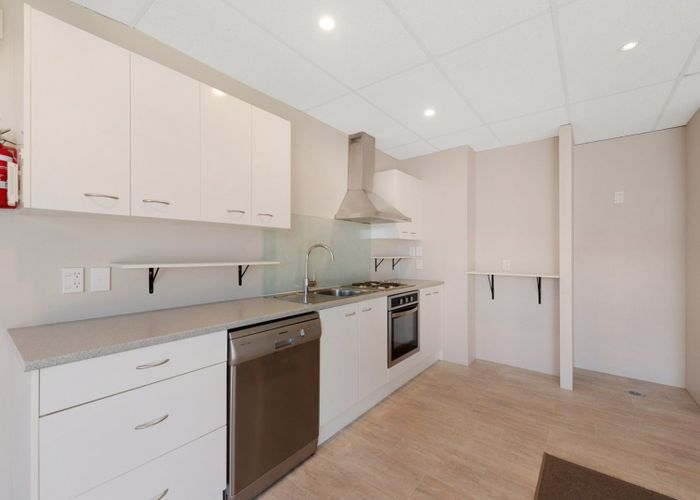 For rent 13/24 Northpoint Street, Plimmerton, Porirua, Wellington