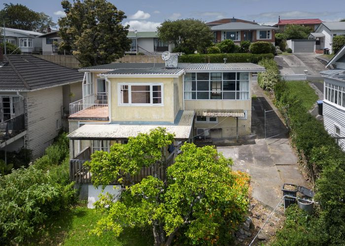  at 9 Benfield Avenue, Mount Albert, Auckland
