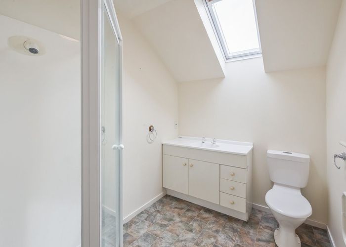  at 2/15 Walpole Street, Waltham, Christchurch