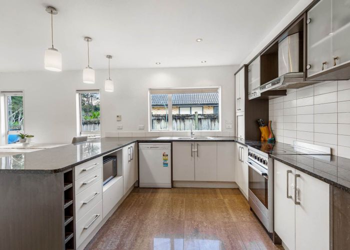  at 34 Lomas Way, Albany, North Shore City, Auckland