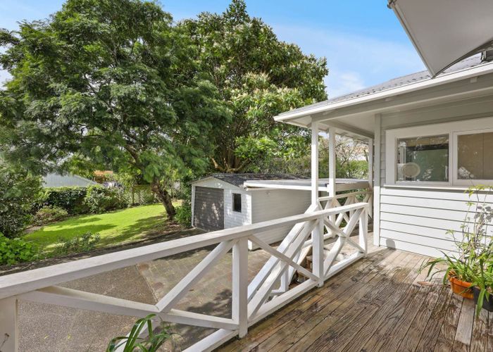  at 21 Park Avenue, Northcote, Auckland