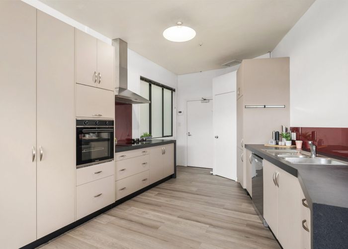 at 18/125 Thorndon Quay, Pipitea, Wellington