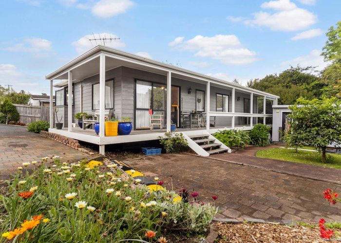  at 1/33 Newington Road, Henderson, Waitakere City, Auckland