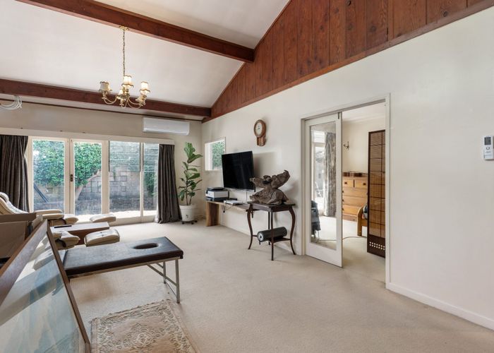  at 92 Gillies Avenue, Epsom, Auckland City, Auckland