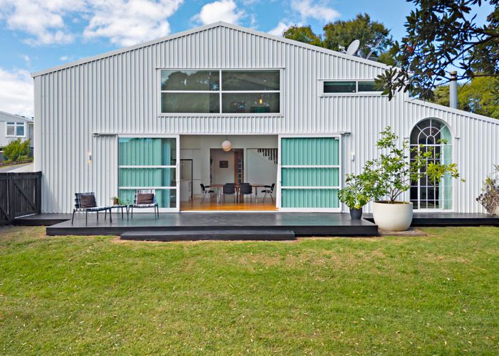  at 16A Renata Crescent, Te Atatu Peninsula, Waitakere City, Auckland