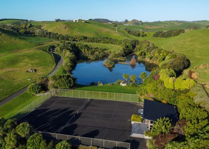  at 8 Washer Road, Omata, New Plymouth, Taranaki