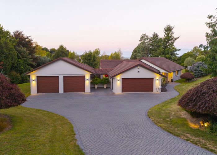  at 6 Cameron Drive, Acacia Bay, Taupo, Waikato