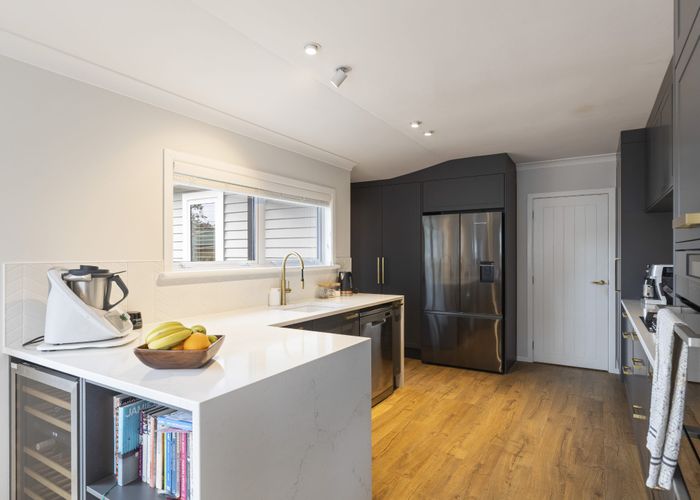  at 8 Woodleigh Street, Frankleigh Park, New Plymouth, Taranaki