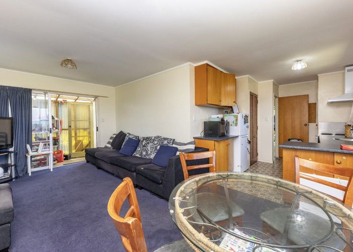  at 448a Hillsborough Road, Mount Roskill, Auckland City, Auckland