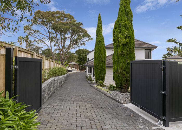  at 19 Santa Cruz Drive, Shamrock Park, Manukau City, Auckland