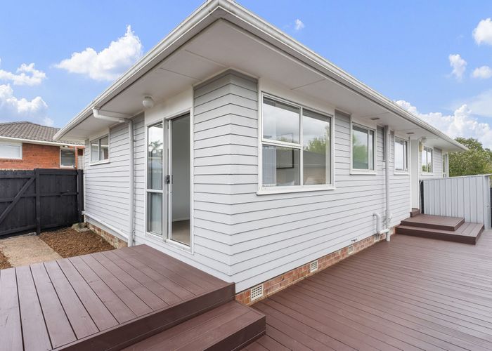  at 54 Cockayne Crescent, Sunnynook, North Shore City, Auckland