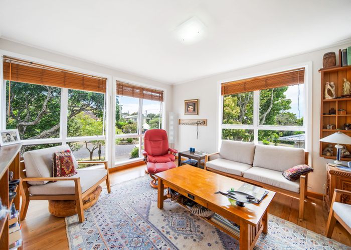  at 3 Koru Street, Mangere Bridge, Auckland