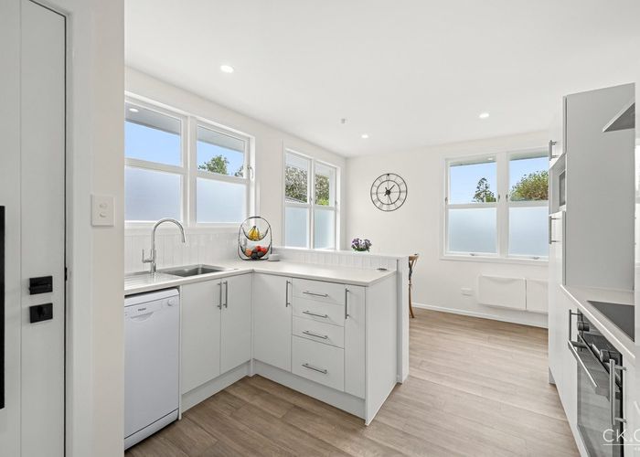  at 1/1 Saulbrey Grove, Woburn, Lower Hutt, Wellington