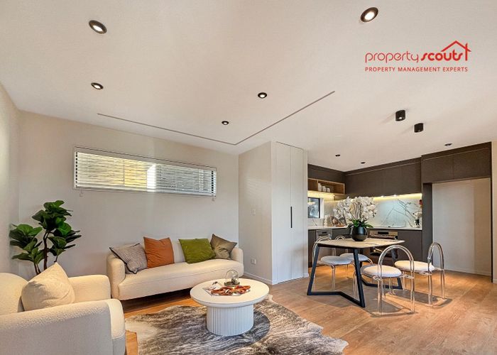  at 2/12 Manuwai Road, Torbay, North Shore City, Auckland
