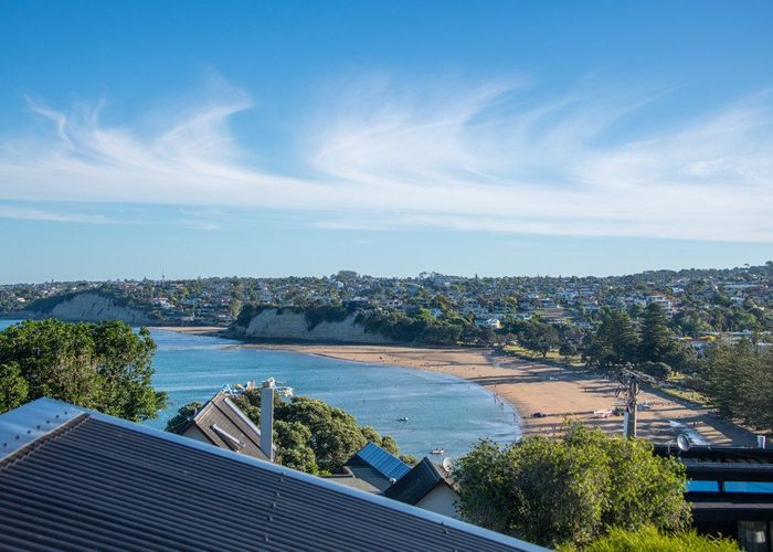  at 1/8 Clifton Road, Waiake, North Shore City, Auckland
