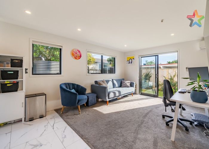  at 8/97 Whites Line East, Waiwhetu, Lower Hutt