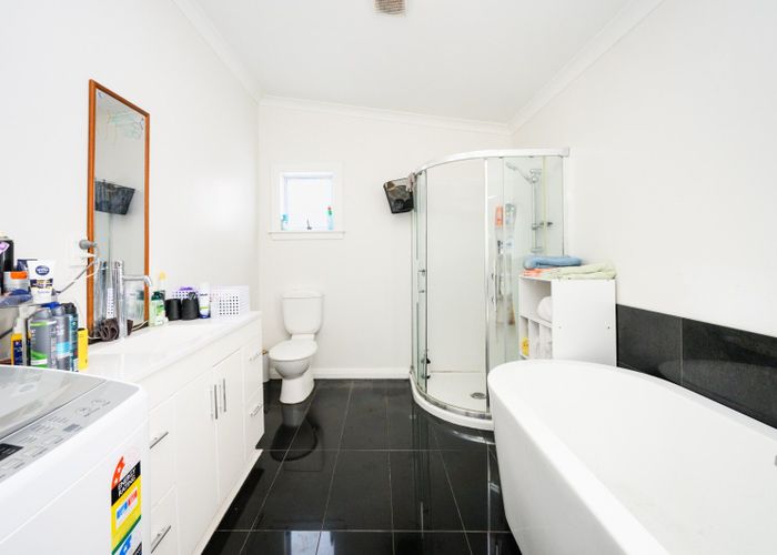  at 18 Fairs Road, Milson, Palmerston North, Manawatu / Whanganui