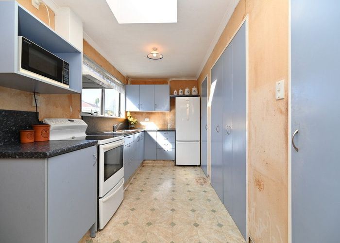  at 2/27 Coverdale Street, Onekawa, Napier