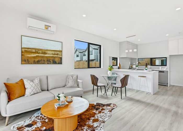 at 56 Oreil Avenue, West Harbour, Waitakere City, Auckland