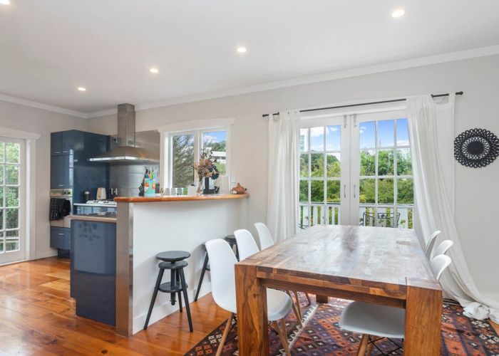  at 8 Camden Road, Sandringham, Auckland City, Auckland
