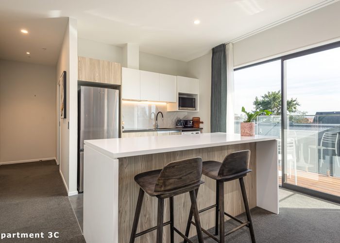  at 1C,2C/207 Kilmore Street, City Centre, Christchurch City, Canterbury