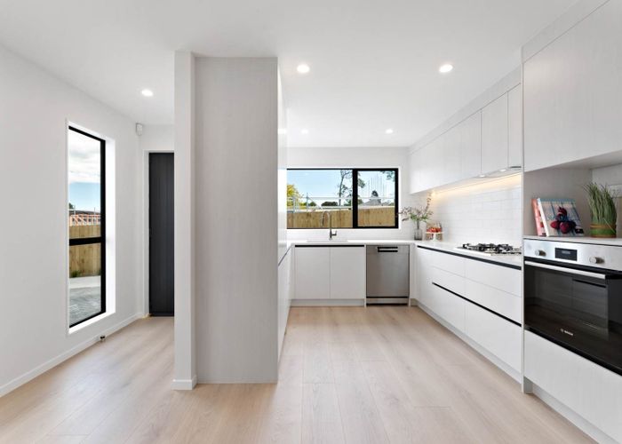  at 21B Crosby Road, West Harbour, Waitakere City, Auckland