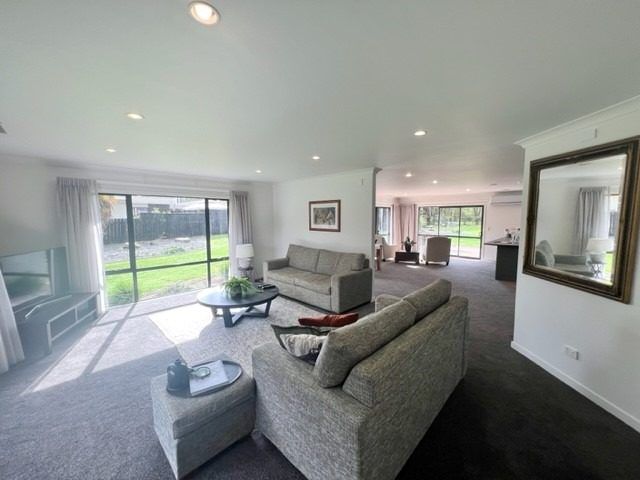  at 36 Lowe Road, Hamilton