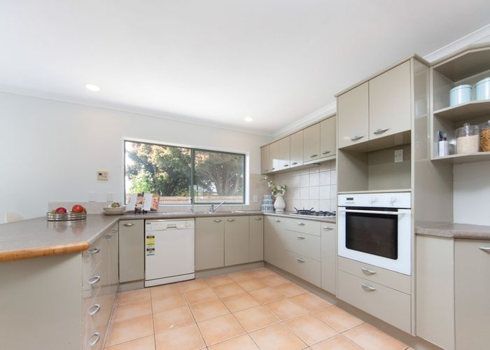  at 13 Heyington Way, East Tamaki Heights, Auckland