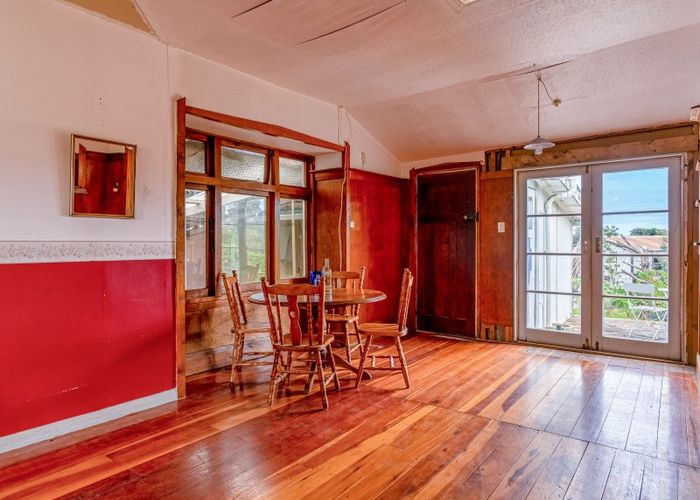  at 33 Tasman Road, Otaki Beach, Otaki