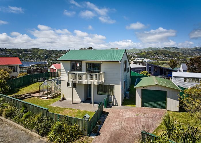  at 33 Clipper Street, Titahi Bay, Porirua, Wellington