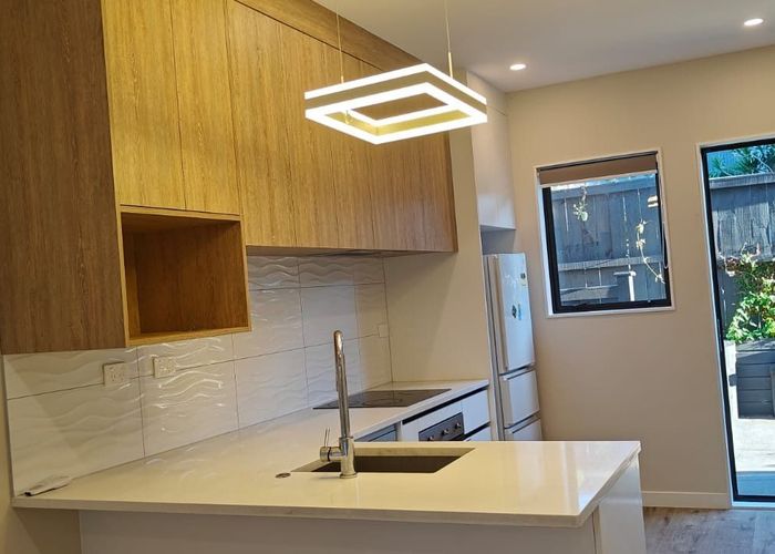  at 5/58 Te Atatu Rd, Te Atatu South, Waitakere City, Auckland