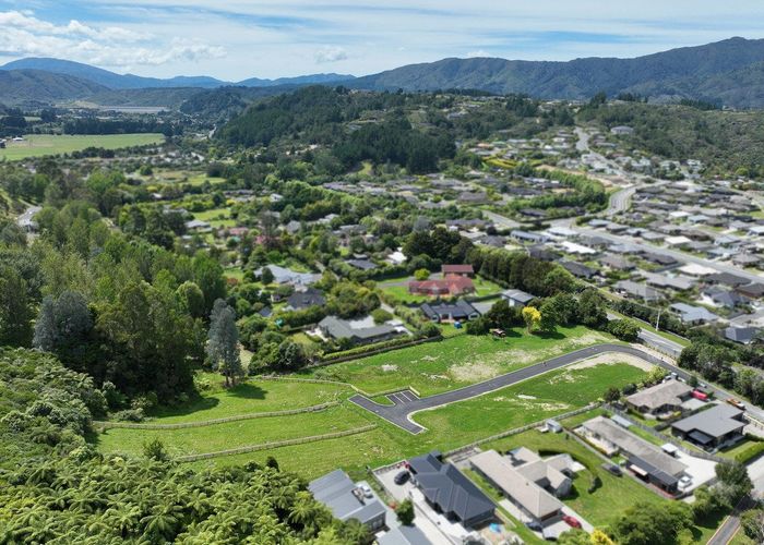  at 351 Main Road North, Brown Owl, Upper Hutt, Wellington