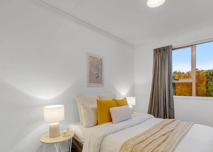 at 4/12 Thornley Street, Titahi Bay, Porirua, Wellington