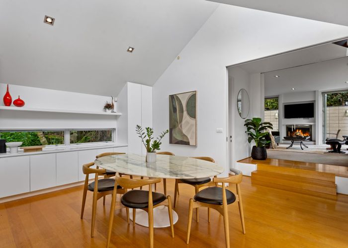 at 12B Parr Terrace, Castor Bay, Auckland